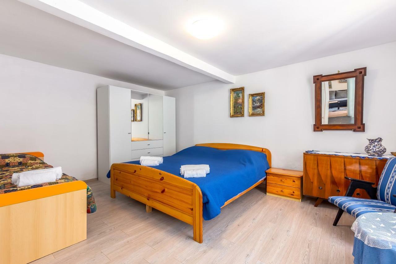 Apartment Lucija Бакар Екстериор снимка