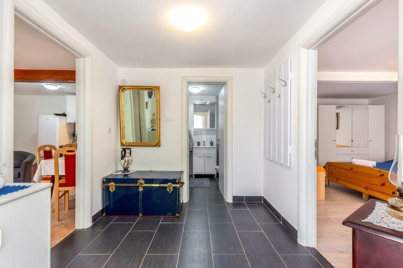 Apartment Lucija Бакар Екстериор снимка