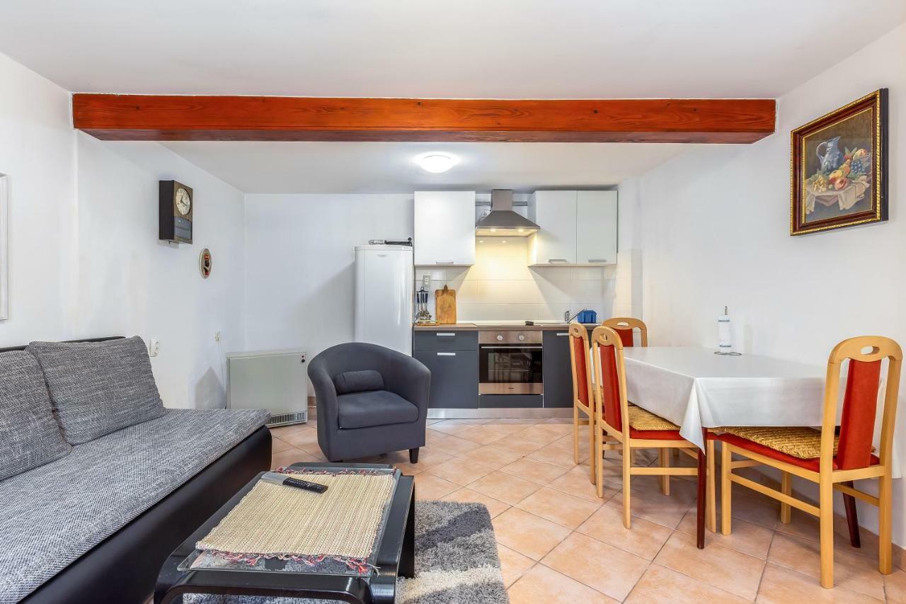 Apartment Lucija Бакар Екстериор снимка